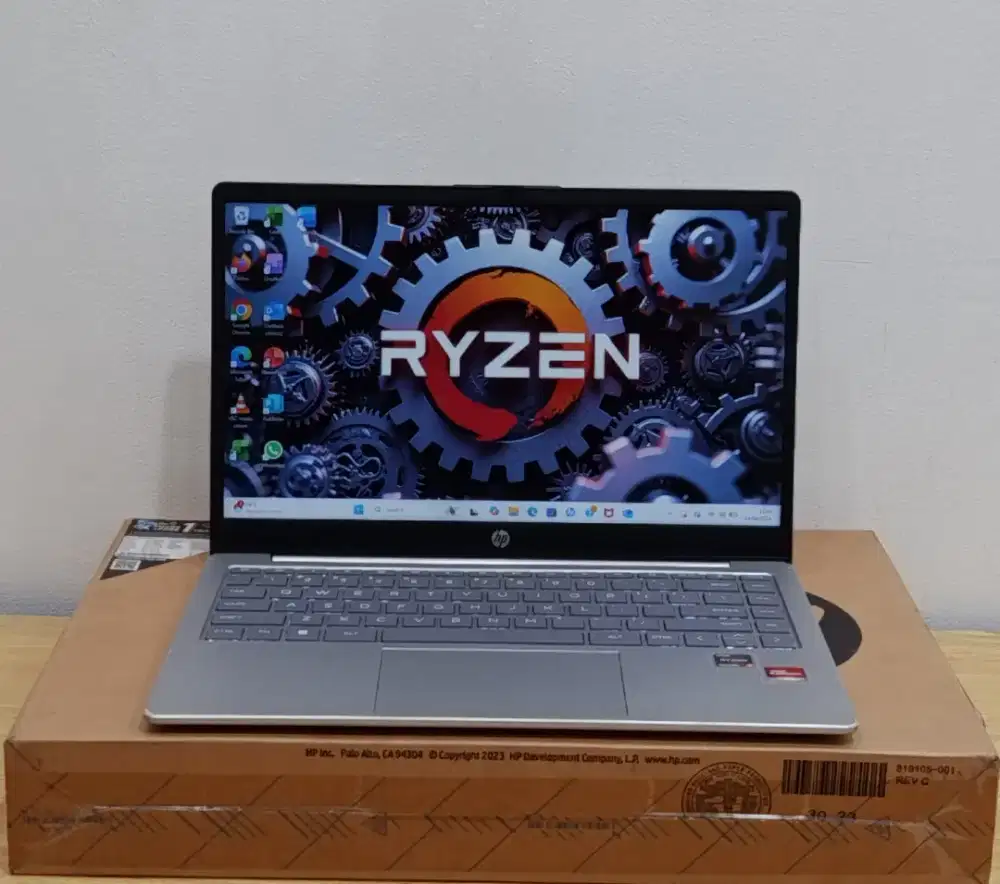 Laptop HP 14-em0xxx Prcessor AMD Ryzen 3 7320U RAM 8GB SSD 512GB