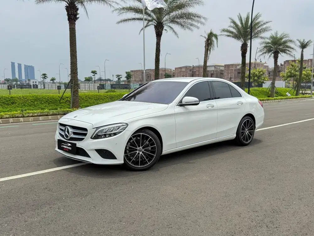 MERCEDES BENZ C200 EQ BOOST 2019