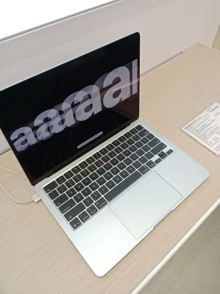 Macbook Air 16/256