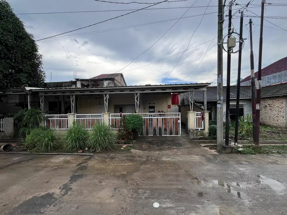 Jual Rumah Tanah Luas di Perum Pemkot Gandus