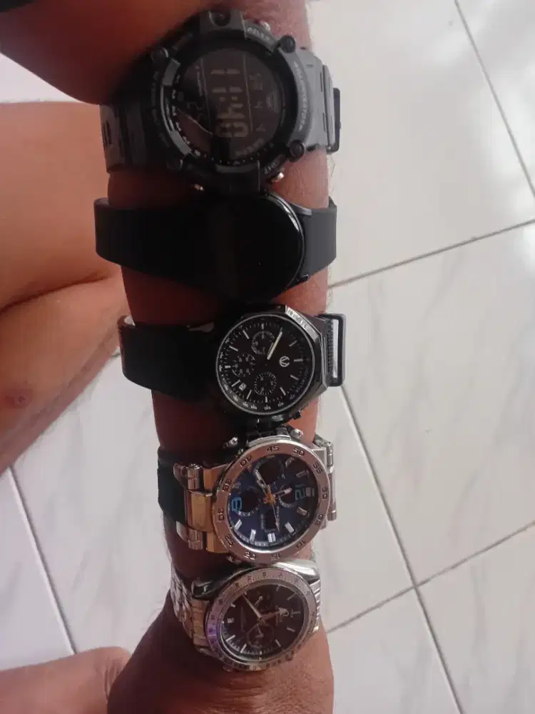 Dijual paket,4 jam tangan