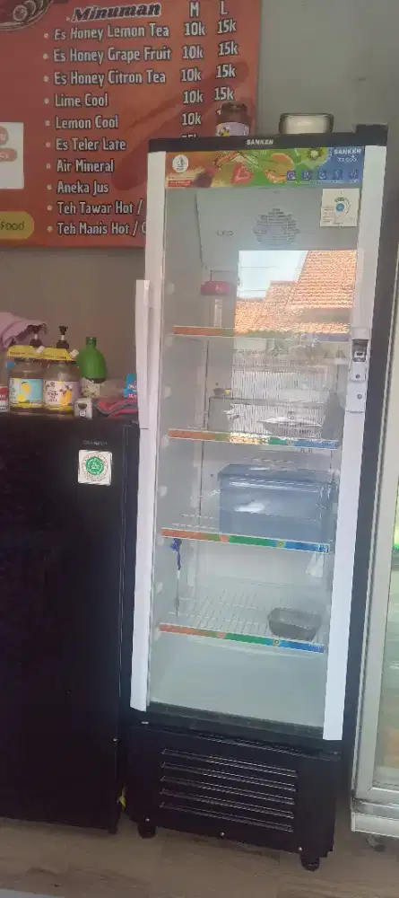 Showcase 5 rak merk sanken