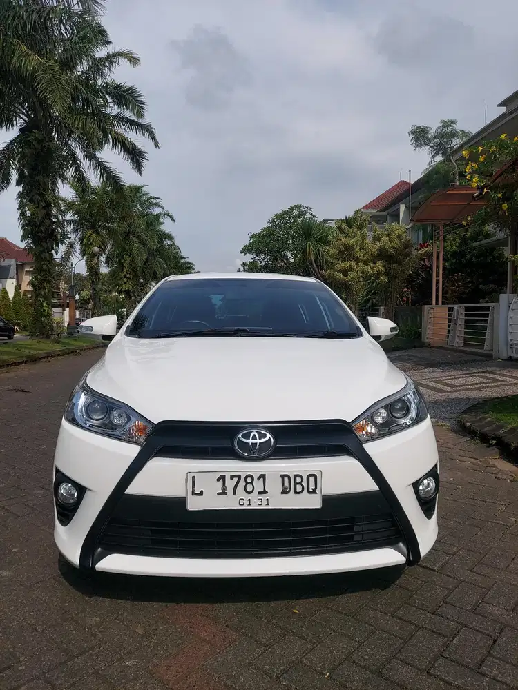 Toyota Yaris 2015 MATIC ISTIMEWA