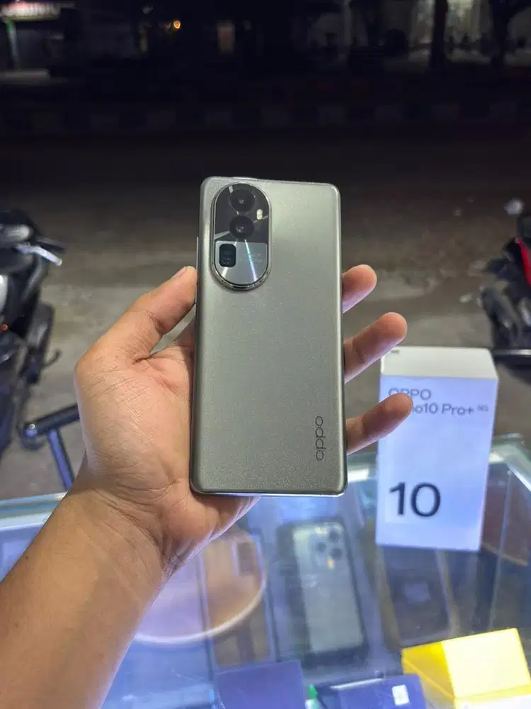OPPO RENO 10 PRO PLUS 5G Ram 12/256, Kondisi Mulus, Lengkap.