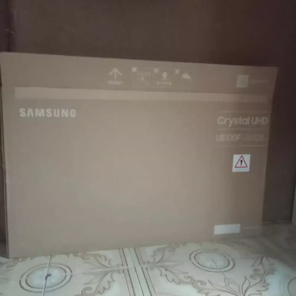 Kardus tv Samsung 43inc lengkap