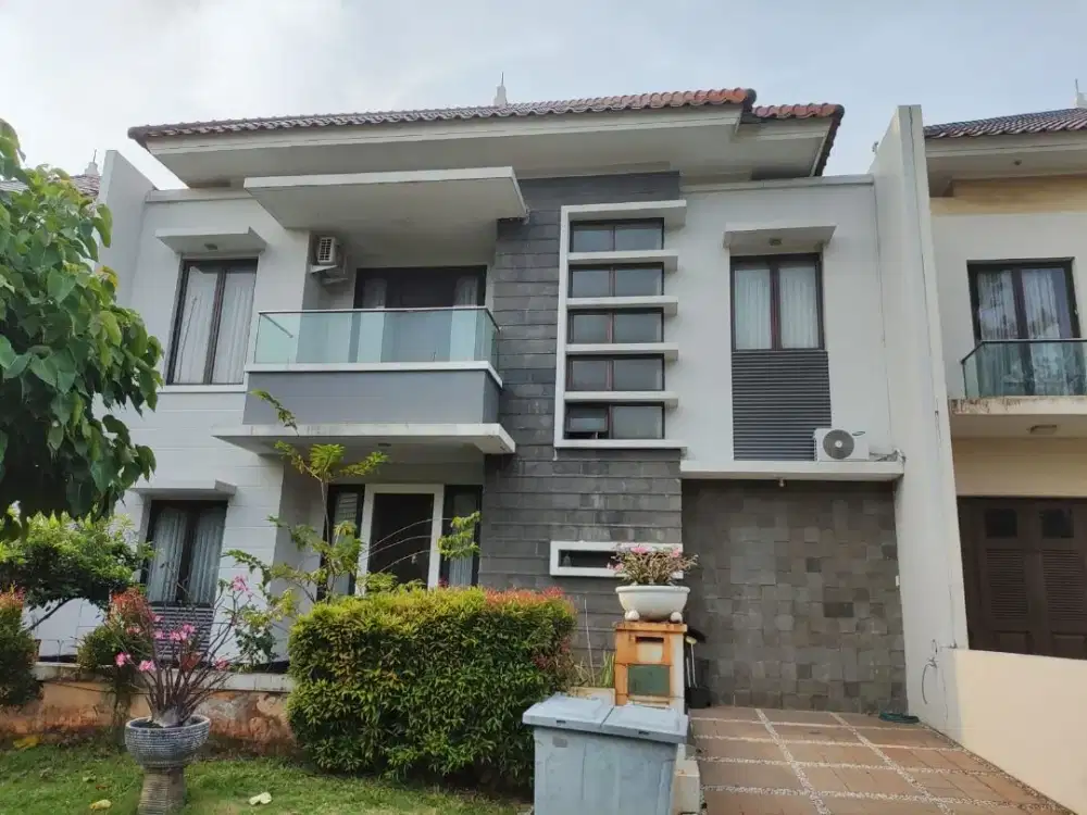 Rumah Full Furnished Dekat Pasar di Taman Cemara Harapan Indah