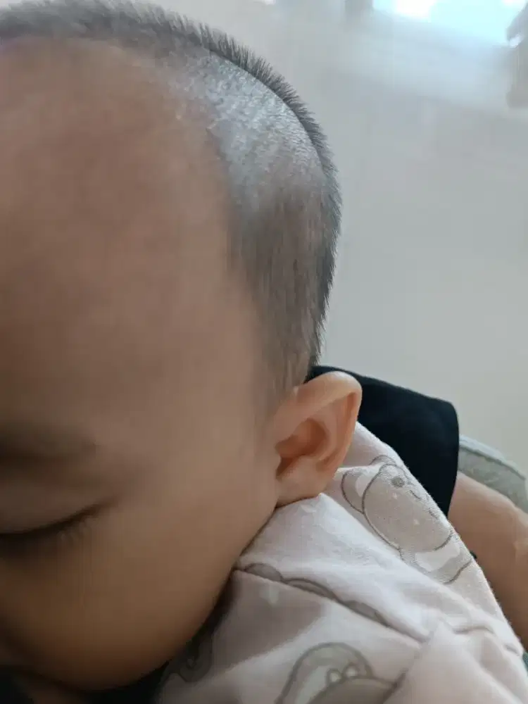 Cari Art serabutan + momong bayi 8bln