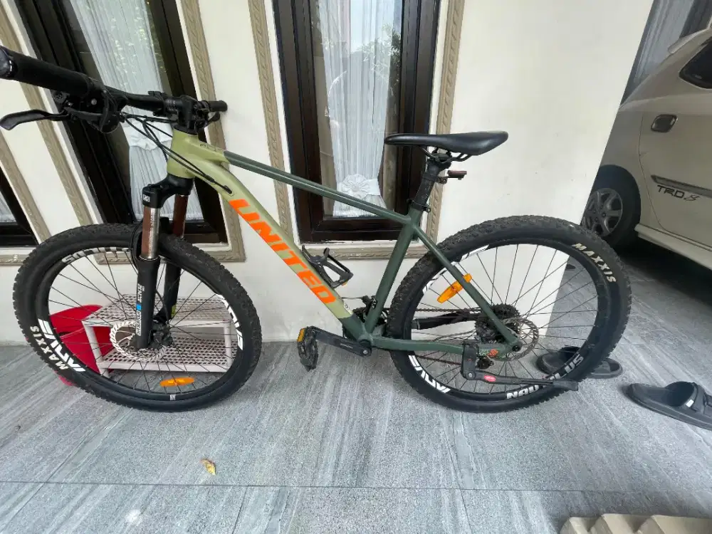 Sepeda Gunung MTB United Clovis 3.0