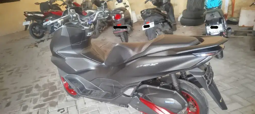 PCX 160 hitam doff thn 2022 second terawat tangan pertama