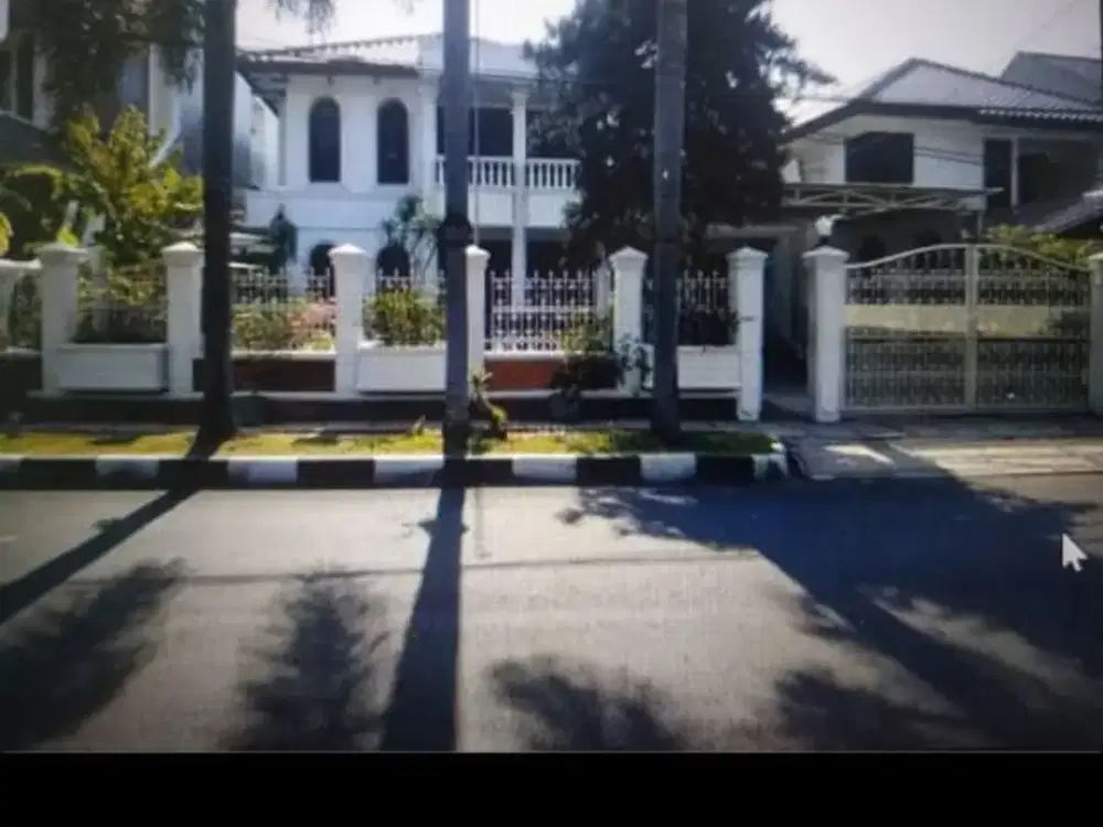 DIJUAL RUMAH KLASIK DI BALAI PUSTAKA RAWA MANGUN JAKARTA TIMUR