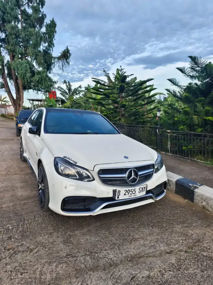 Mercy Mercedes Benz W212 E300 V6 2011