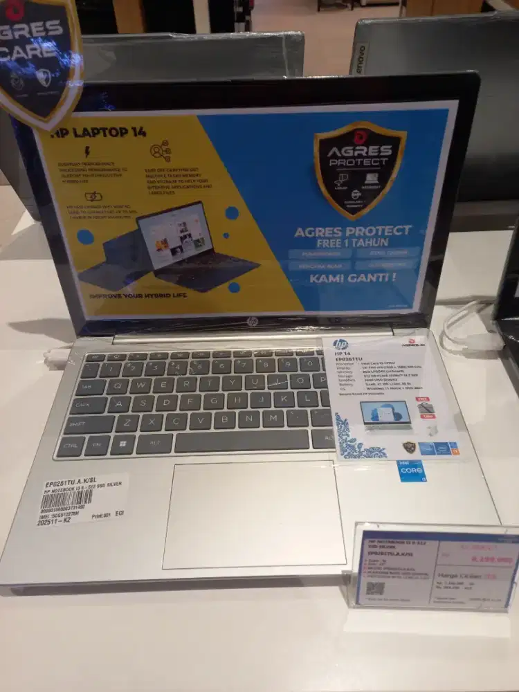 HP NOTEBOOK I3 8/512 SSD SILVER