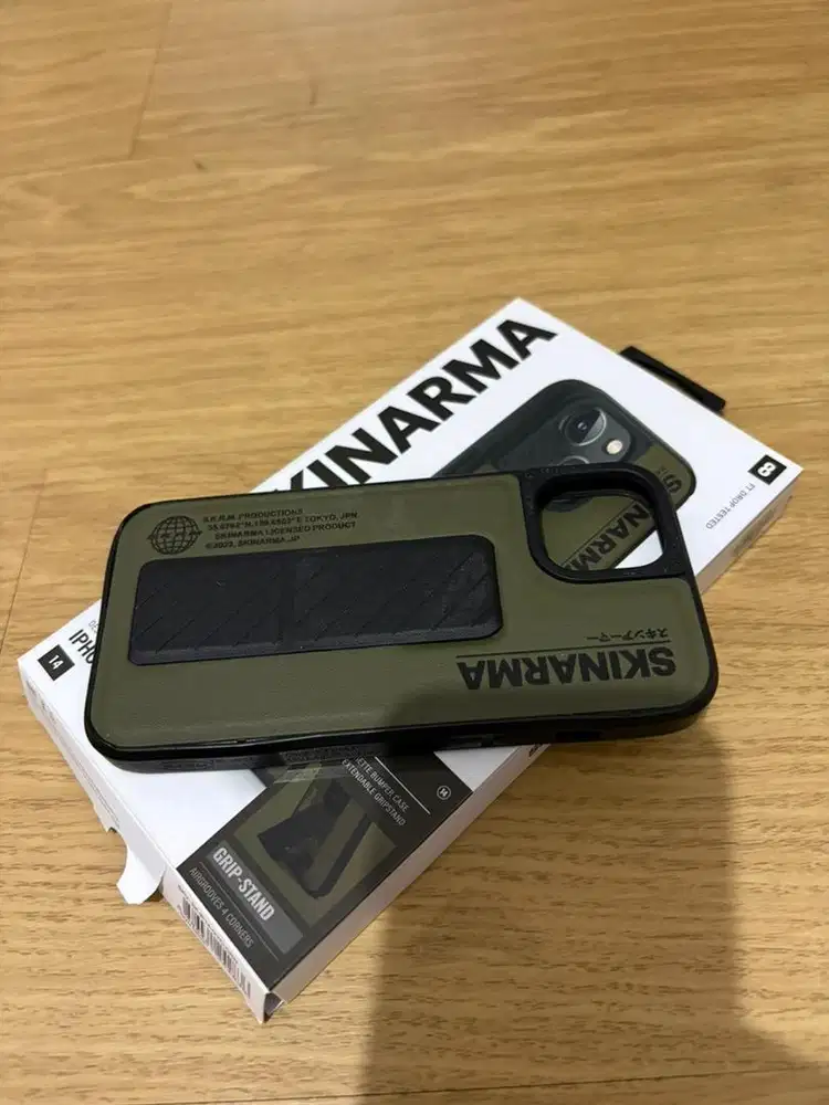 Case Skinarma Iphone 14 warna Hijau Army