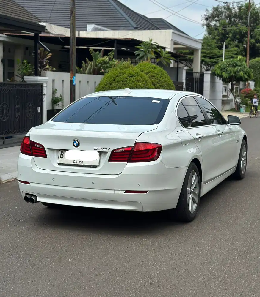 ( HARGA CASH ! ) BMW 528i 2013 RSE F10 F30