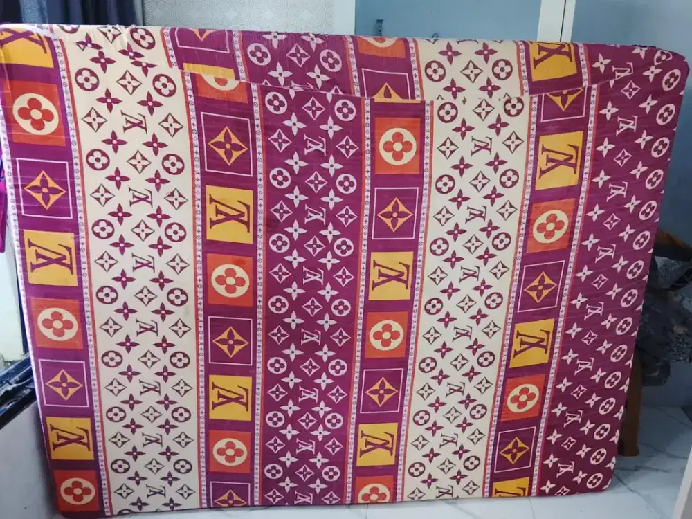 Kasur inoac uk 180 x200 bonus kasur per di bwh nya uk sama