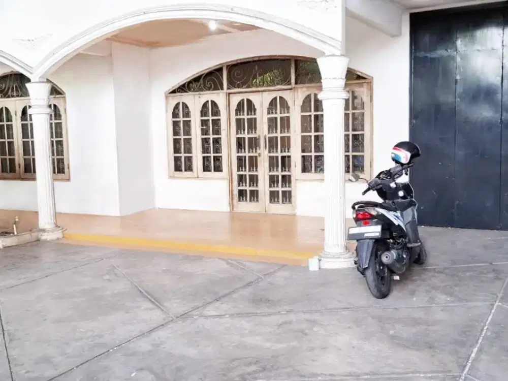 Murah!! Gudang Bagus Strategis di Kb. Jeruk, Jakarta Barat