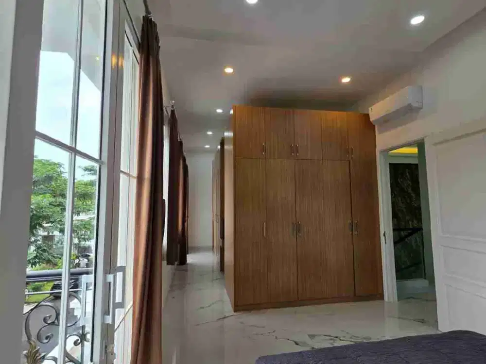 Sultan House! Rumah Mewah Brand New Cluster Scarlet The Springs Gading Serpong