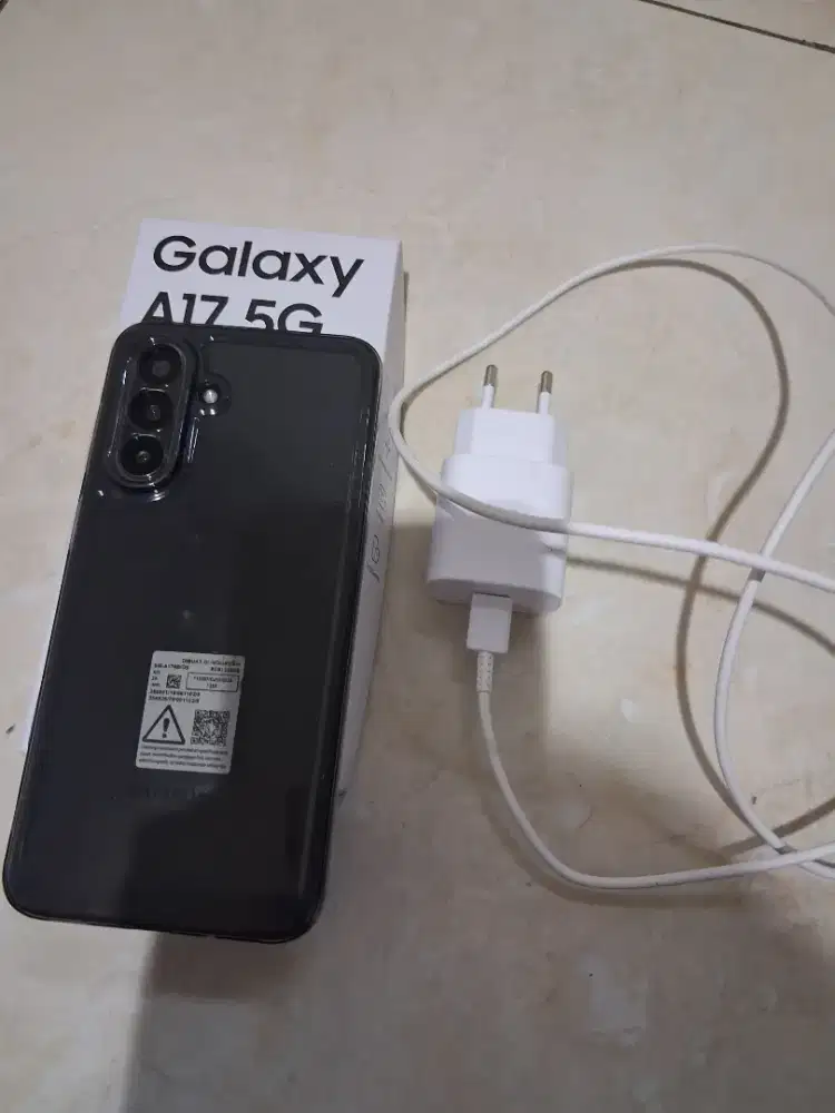 Bismillah jual hp samsung A17 5G 256gb 3,3jt