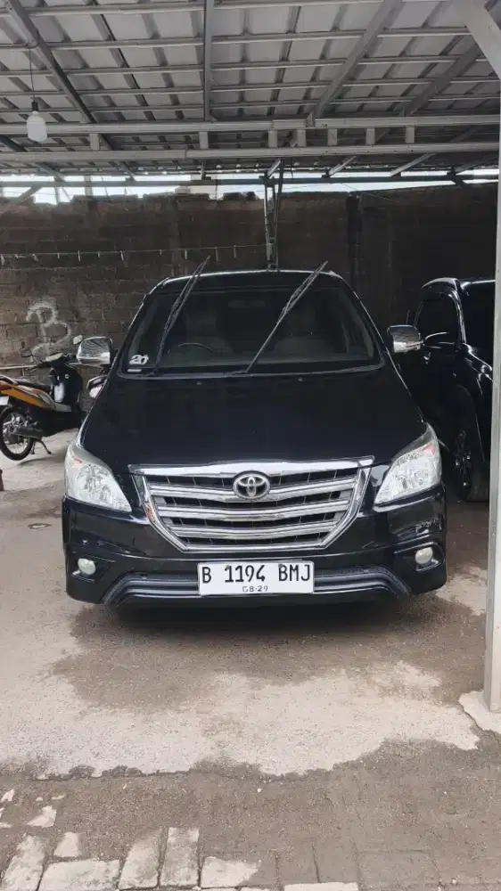 Innova G 2014 Matic Bensin Barong