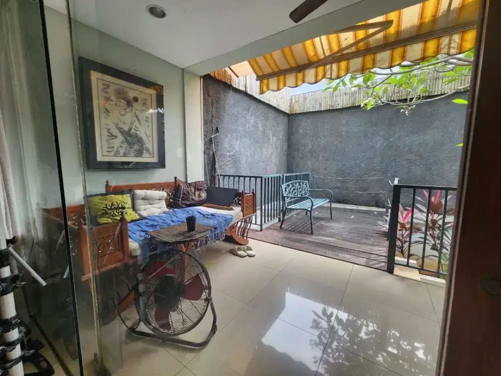 DIJUAL RUMAH BEBAS BANJIR LOAKSI BALAI PUSTAKA BARAT RAWA MANGUN