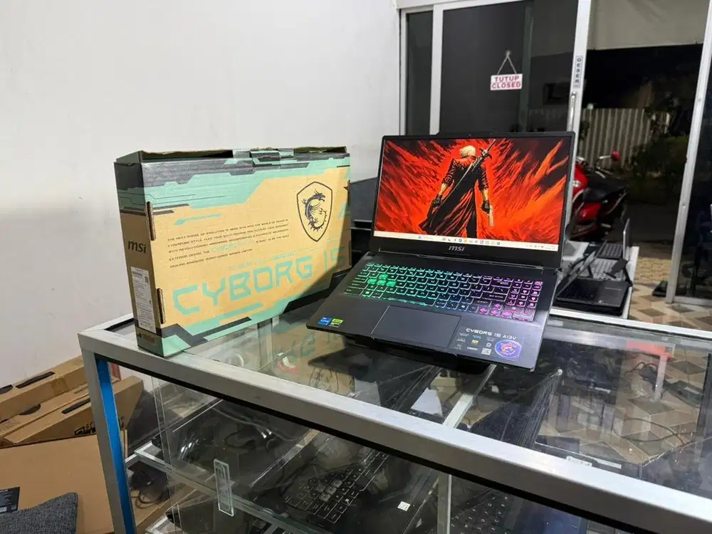 MSI CORE I5gen13 RTX4050 FULSET GARANSI SIAP KERJA BERAT