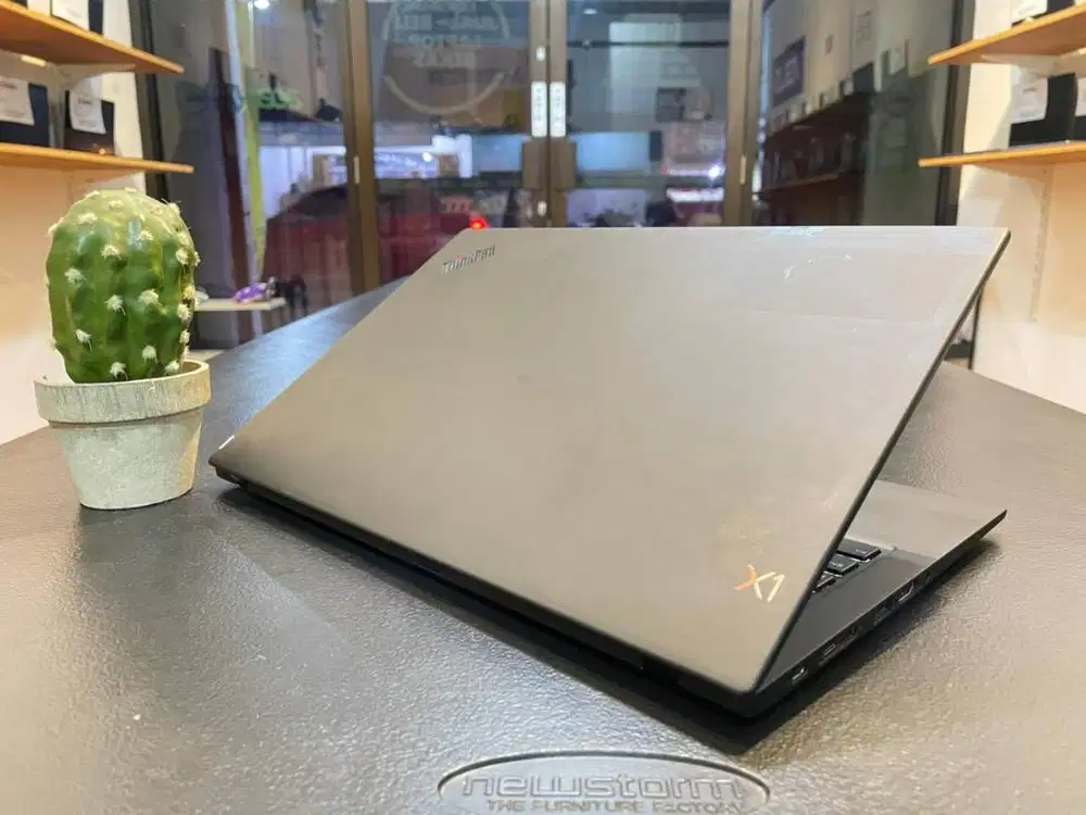 LENOVO THINKPAD X1 CARBON//7TH//KEYBOARD BACKLIT