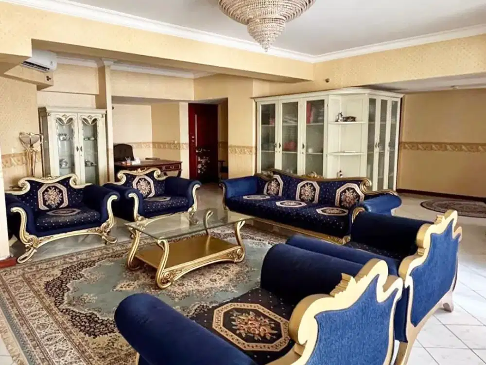 Combined Unit Fully Furnished, 3 Bedroom, Garden View. Taman Anggrek Condominium