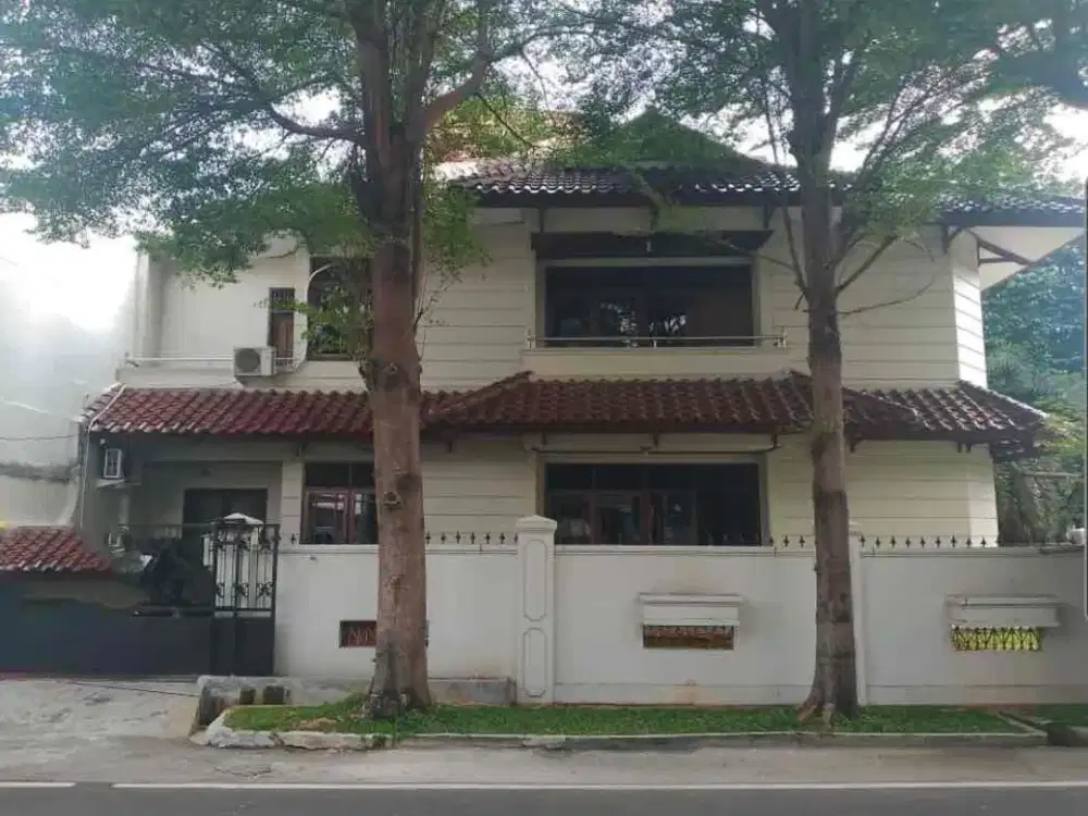 Rumah Kost aktif Murah, 2 Lantai  Cempaka Putih Jakarta Pusat