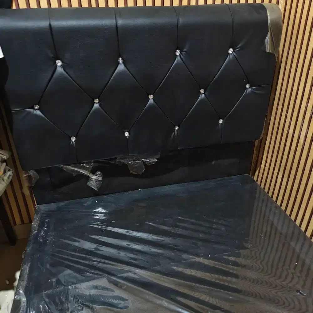 Dipan + kasur 120x200