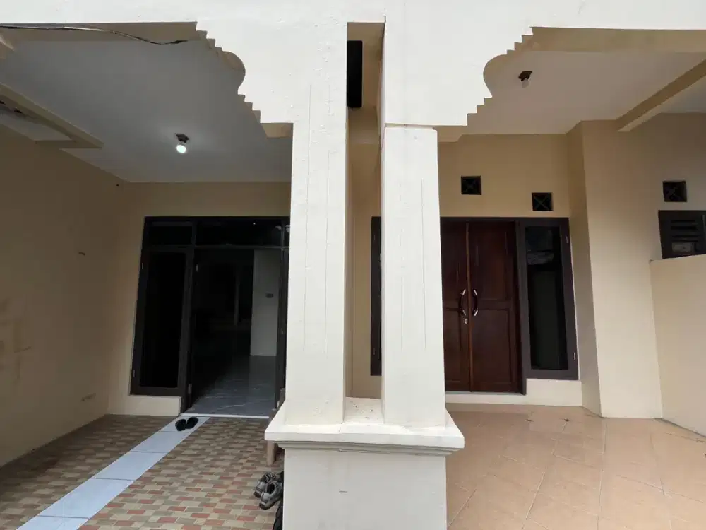 DIJUAL RUMAH KOST 2 LANTAI CILILITAN KECIL JAKARTA TIMUR