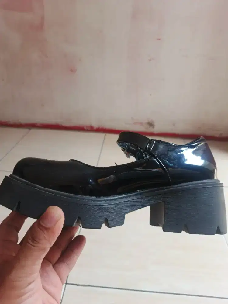 Sepatu fashion kerja elagan