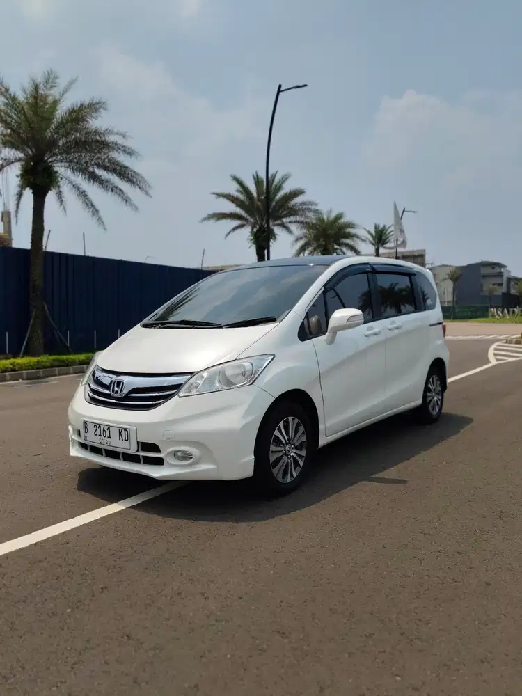 Honda Freed 2014 Bensin
