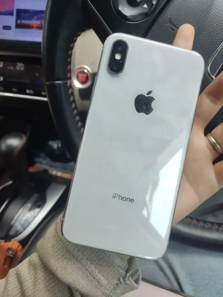 Di Jual iphone X warna silver