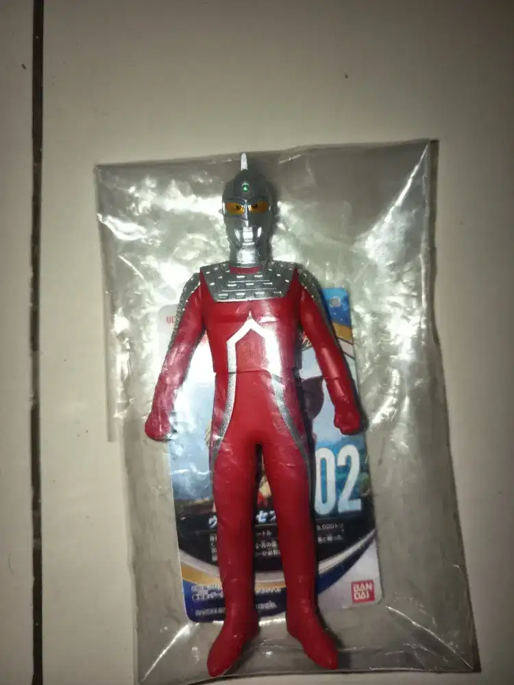 Ultra hero series 02