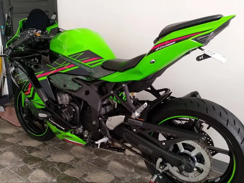 Kawasaki ZX 25 RR SE ABS QS KRT 2024 (versi tertinggi)