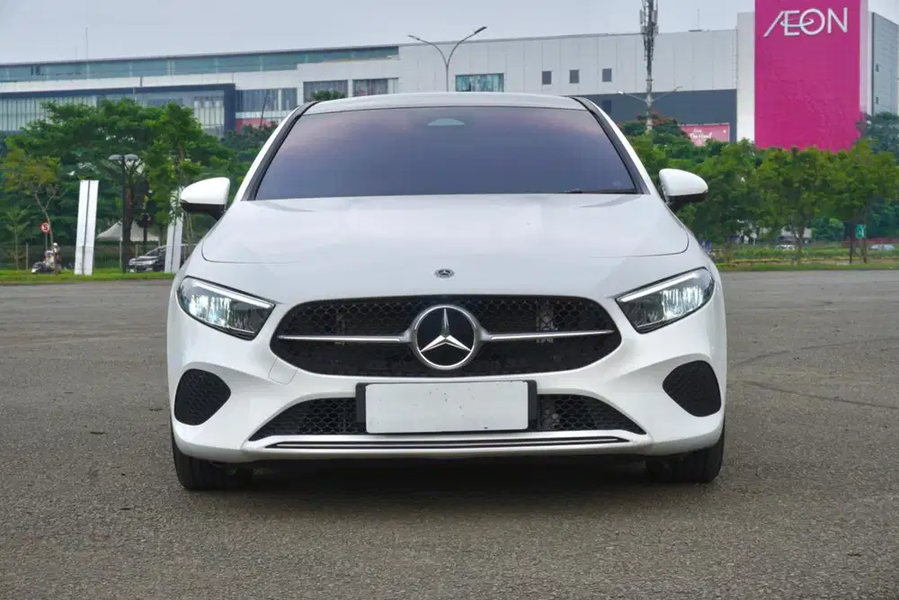 Mercedes Benz A200
V177 Facelift Progressive
Line 2024 / 2025