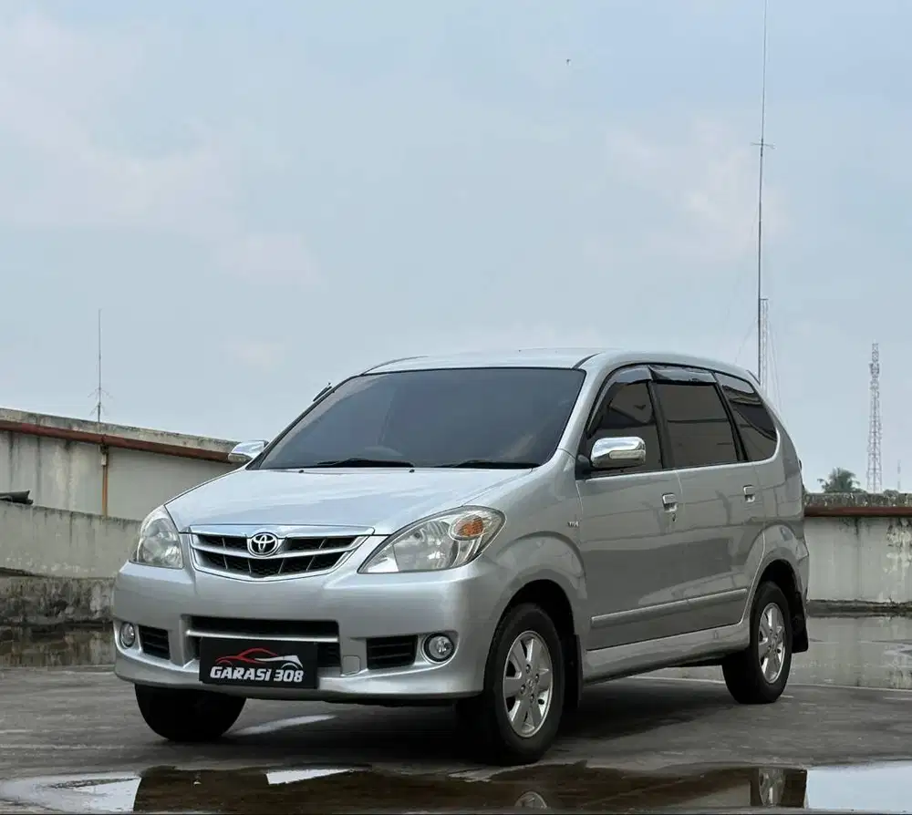 Toyota Avanza 1.3 G Manual Tahun 2011 Warna Silver KM 140 rb