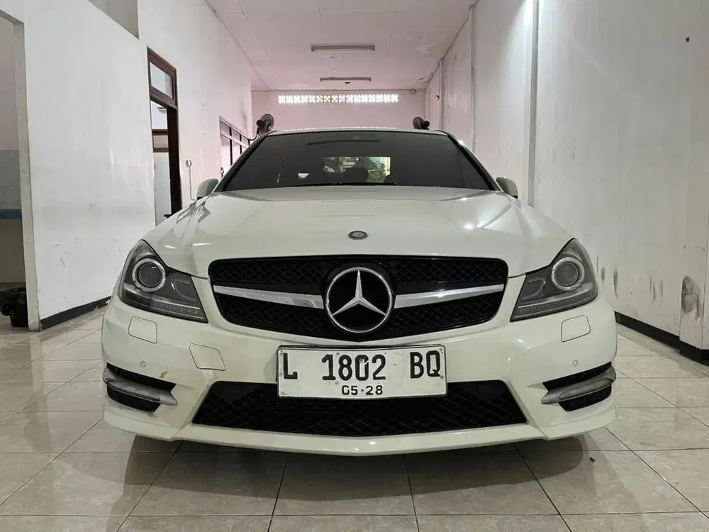 MERCEDES BENZ C250 1.8 CGI AVANTGARDE 2012 MATIC KM RENDAH 34 rb READY