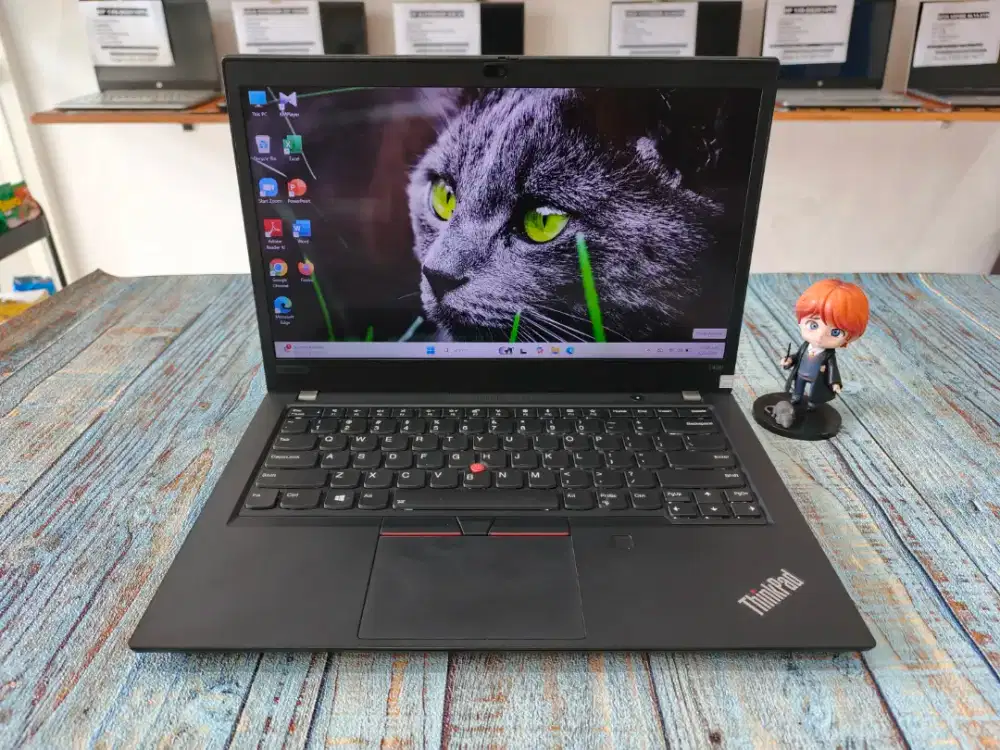 Laptop Bekas THINKPAD T490/Core i7 Gen-8/RAM 16 GB/Touchsreen