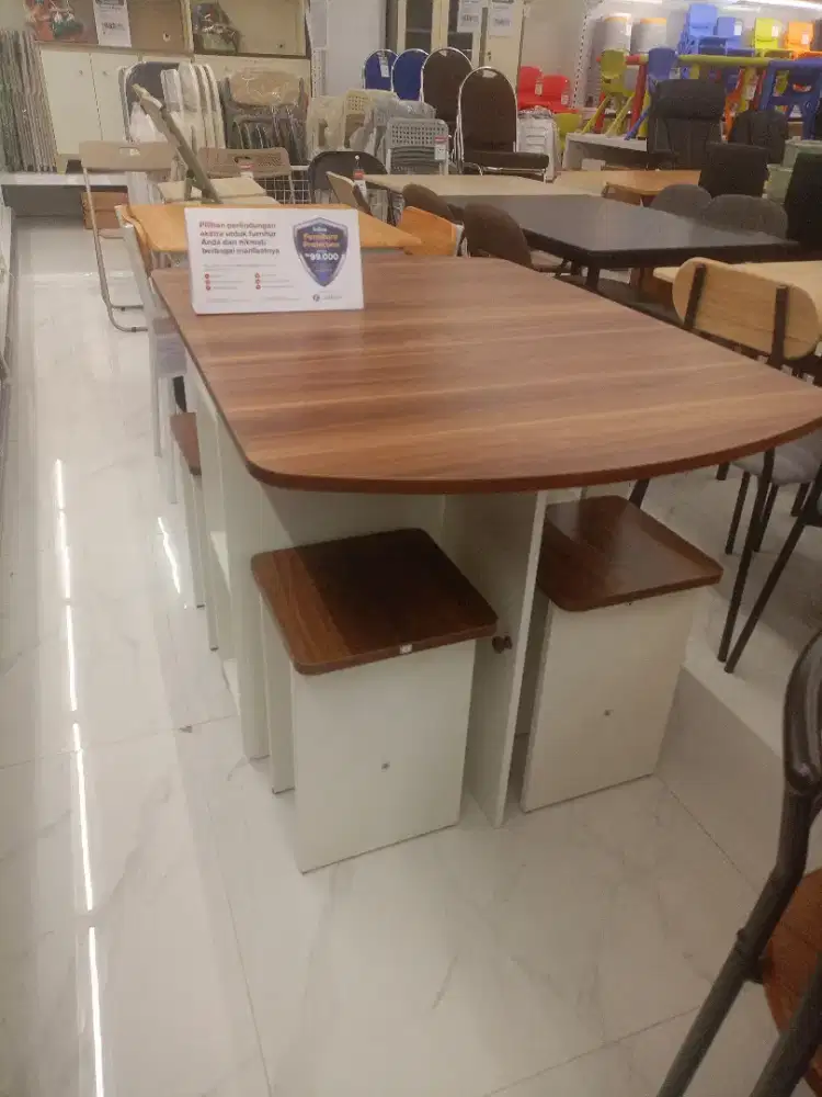 PADMA SET MEJA MAKAN LIPAT 4 BANGKU