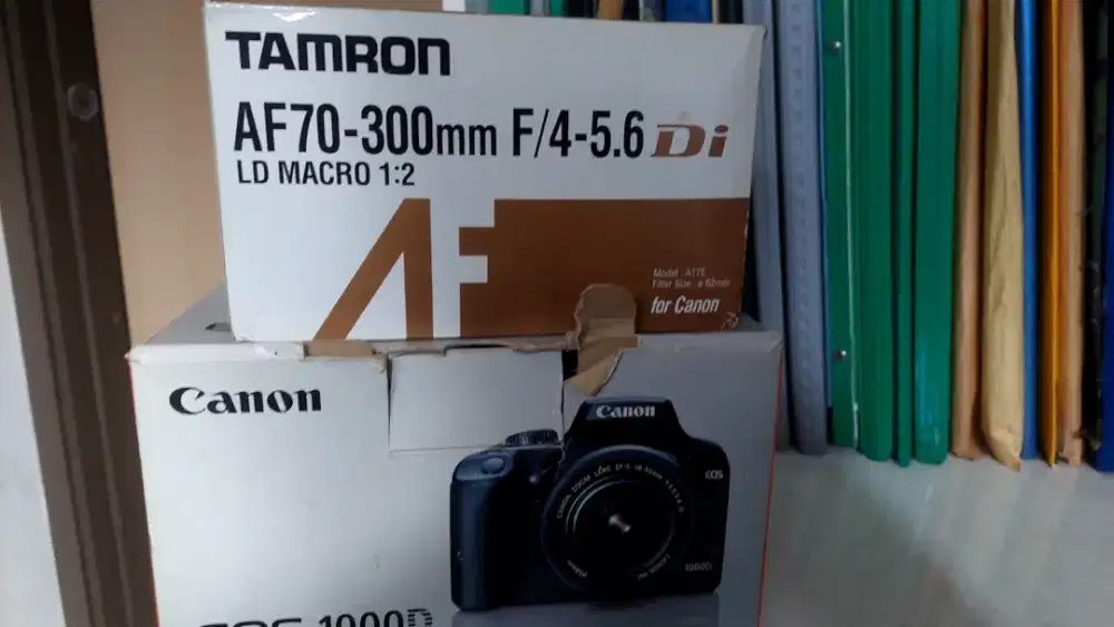 Kamera Canon 1000D + Tamron 70-300