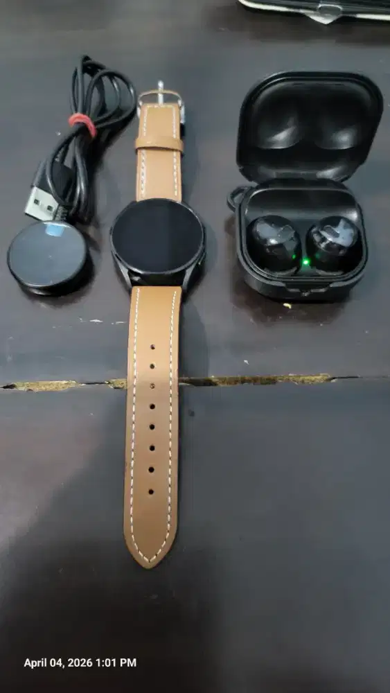 Galaxy Buds Pro dan Galaxy Watch 4 Watch4