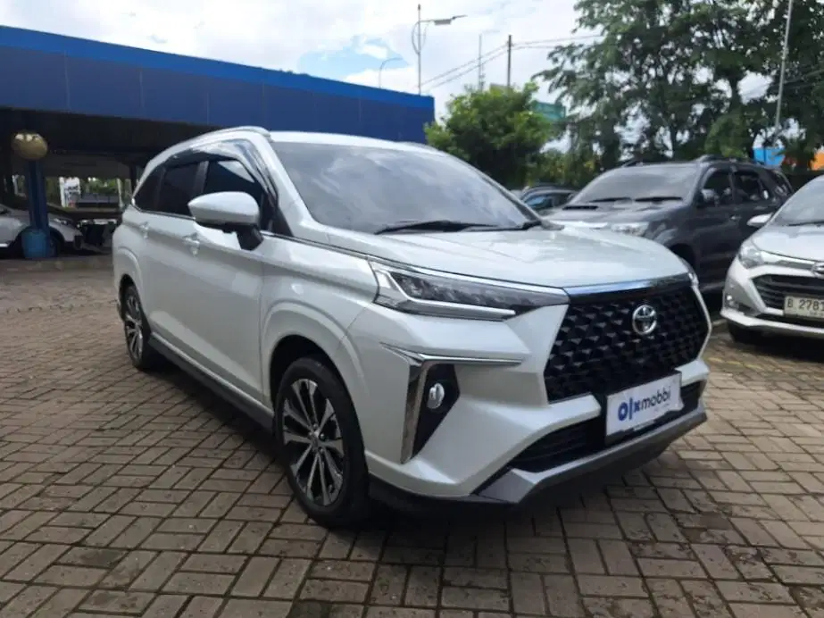 KM RENDAH - Toyota Avanza 1.5 Veloz Q Bensin-AT 2025 SHZA