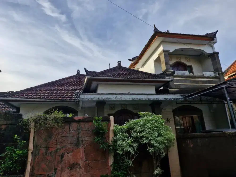 Jual Rumah Minimalis Lantai 2 Di Jln. Anyelir Denpasar Timur Bali. Dekat Kampus Warmadewa, Dekat Jalan Hayam wuruk, Plaza Renon, Hangtuah, Sanur Bali,