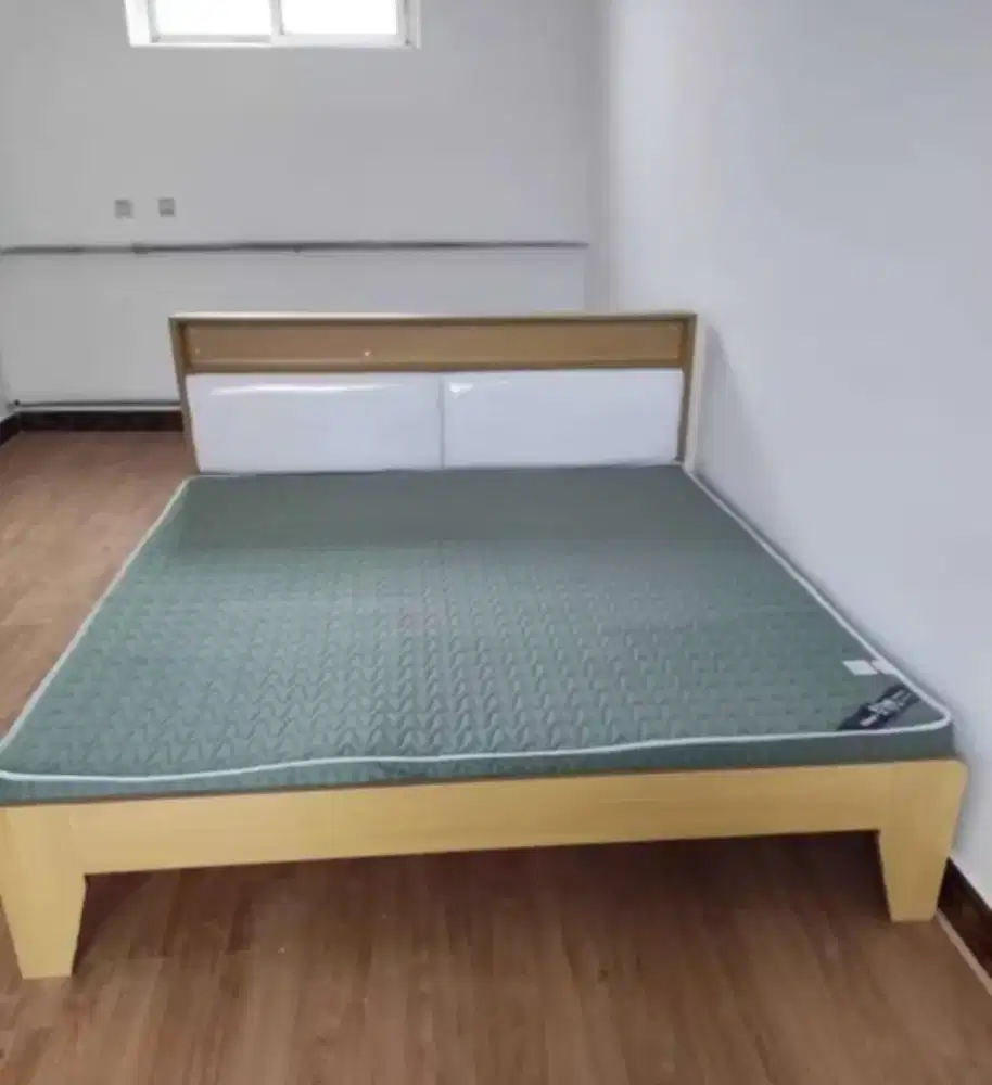 DIPAN KASUR UKURAN 160