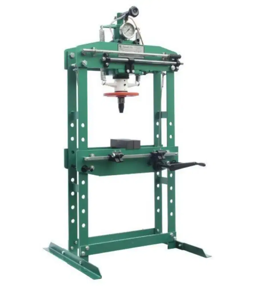 DIBUTUHKAN MEKANIK UNTUK BENGKEL PRESS BUSHING DAN BEARING RODA MOBIL