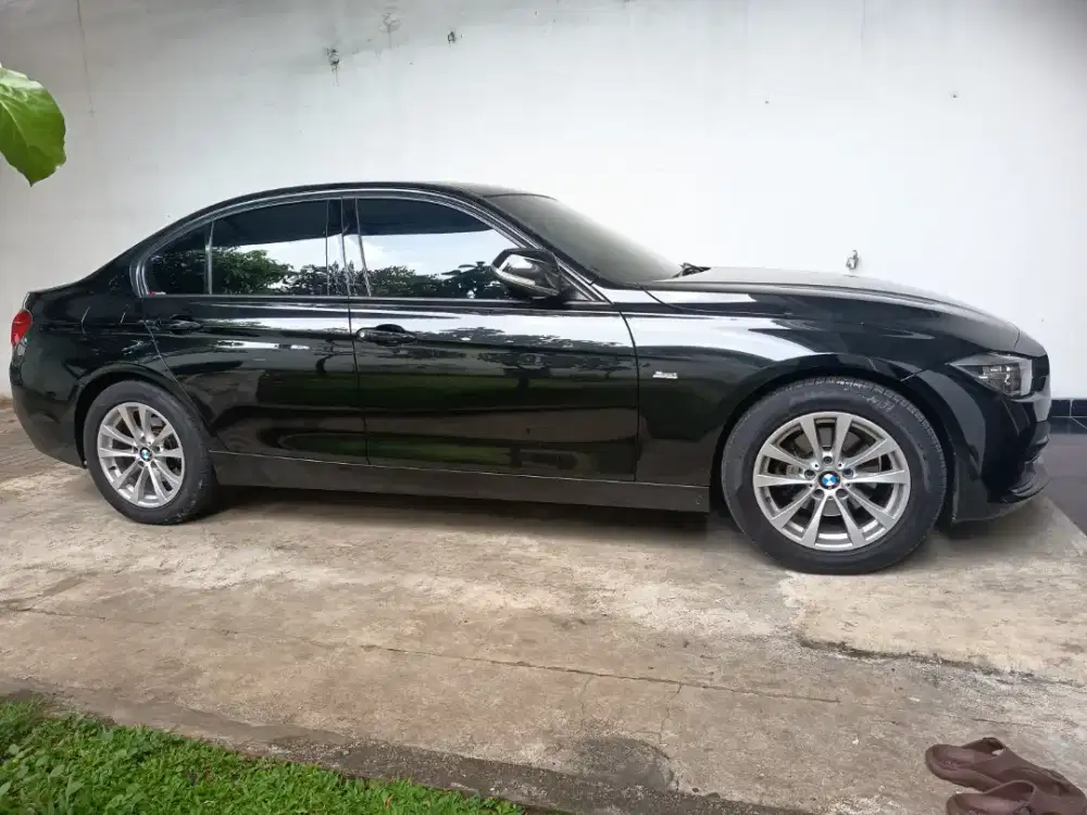 BMW 320D km ±92.000