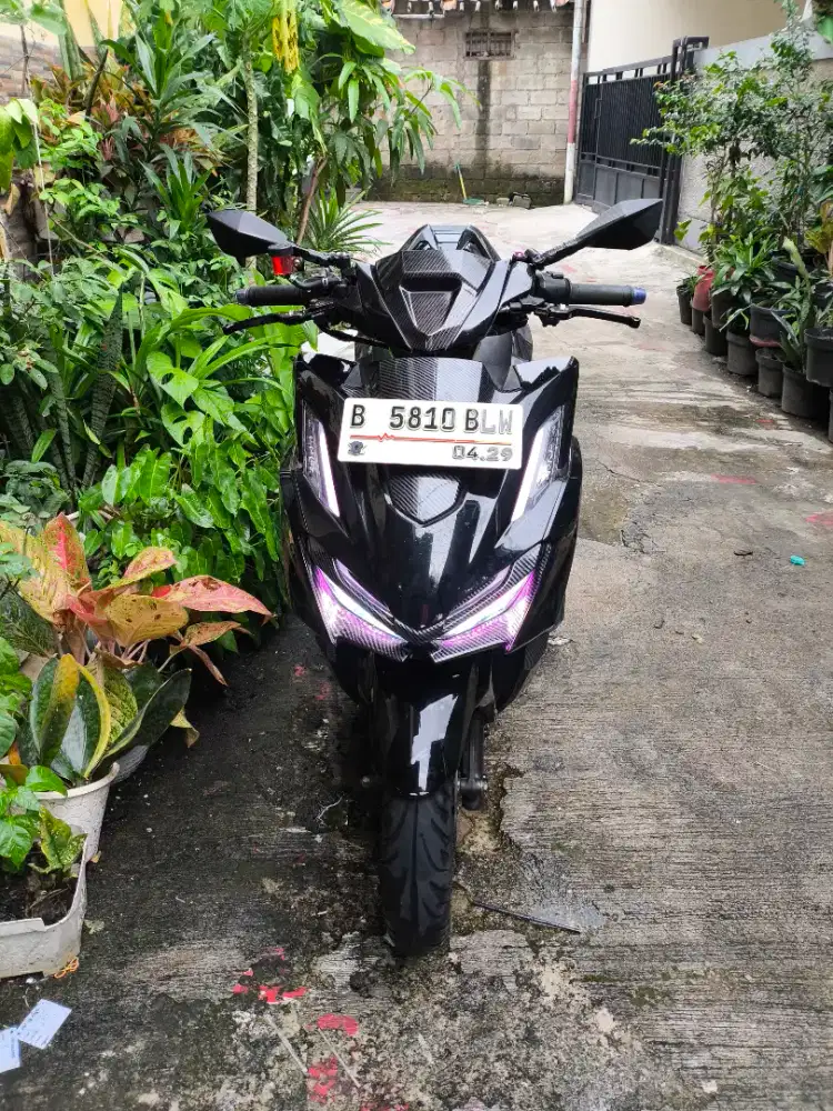 HONDA VARIO 160 TAHUN 2024 KEYLESS