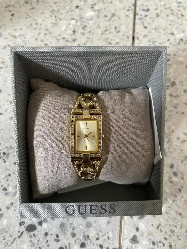 Jam tangan guess