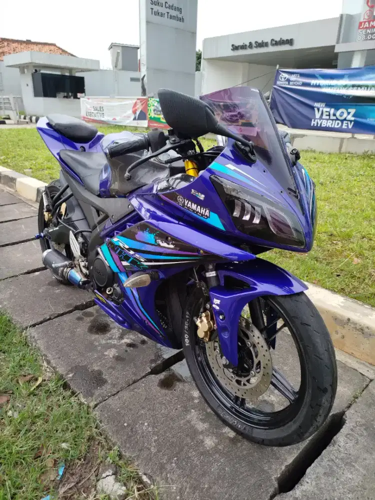 Yamaha R15 2016